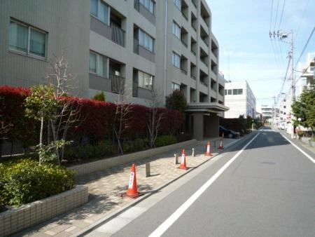 パークハウス練馬高野台 前面道路