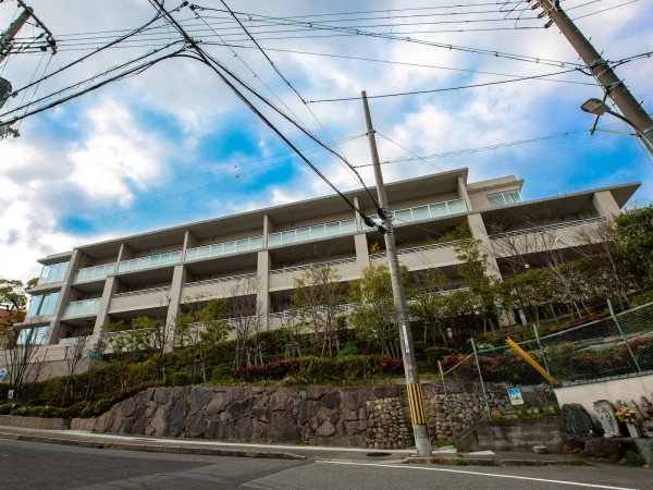 プラウド芦屋三条町 外観