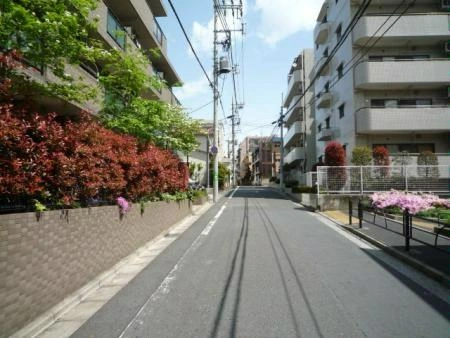 キャニオングランデ練馬北町弐番館 前面道路