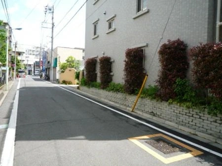 エコヴィレッジ練馬北町 前面道路