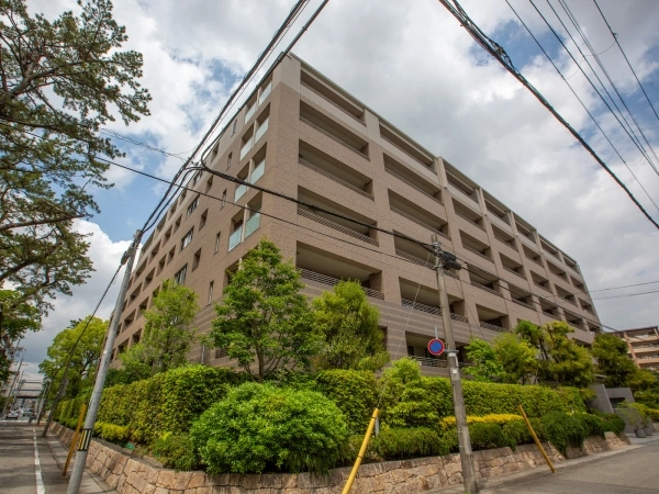 ステイツグラン甲子園口松並町 外観