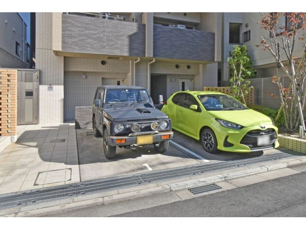 デュオステージ向ヶ丘遊園 駐車場