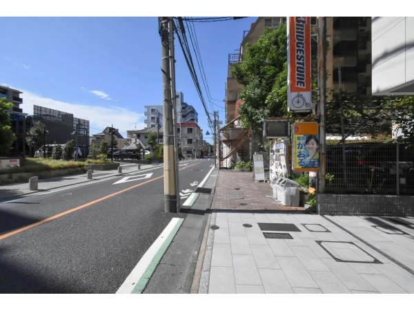 スクエアシティ東京保谷 前面道路