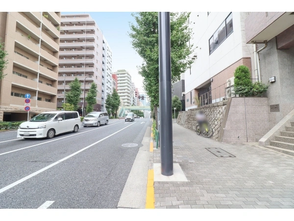 ステージファースト目白 前面道路