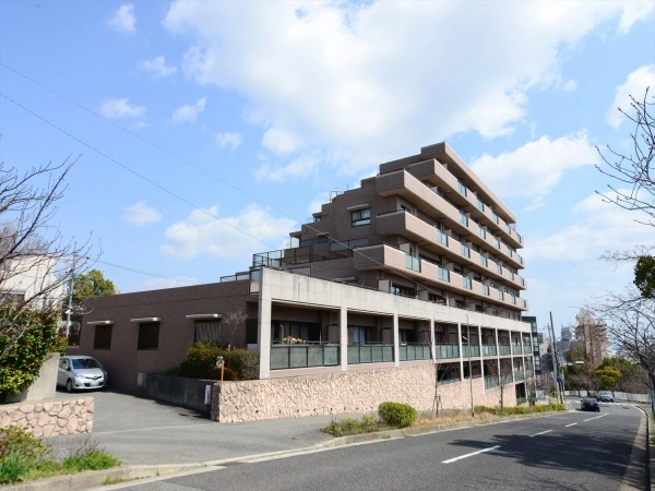 コート青谷川公園 外観