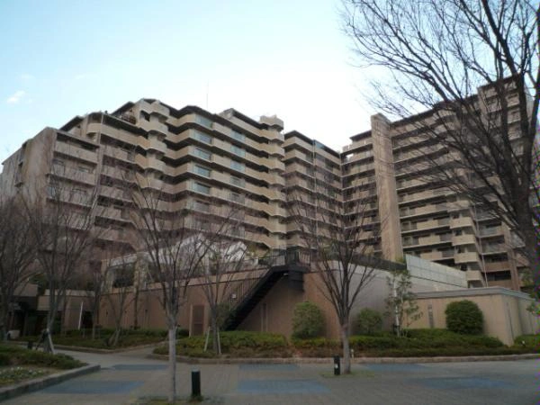 モンセーヌ住吉川公園 外観