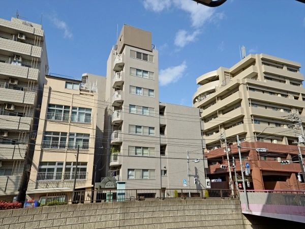 菱和パレス飯田橋 外観