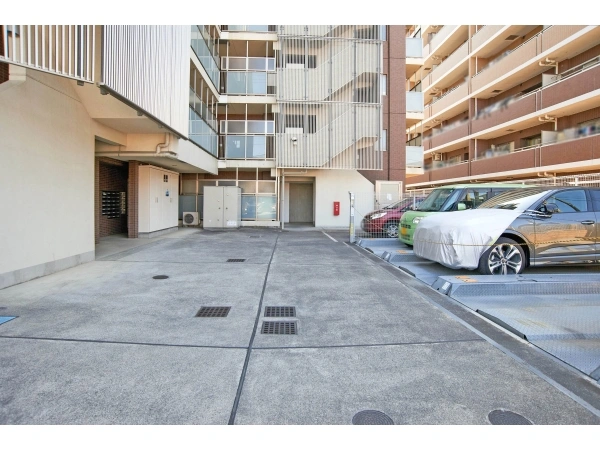 ミオカステーロ東府中II 敷地内