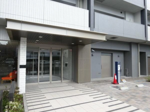 パークナード江坂垂水町 エントランス