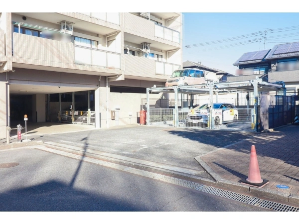 グリーンコーポ平和台 駐車場