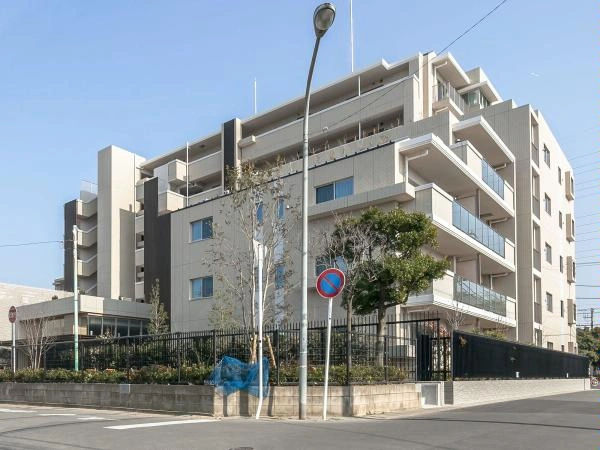 ライオンズ市川妙典 外観