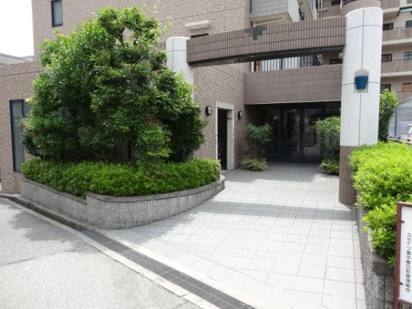 ステイツ豊中春日町 エントランス