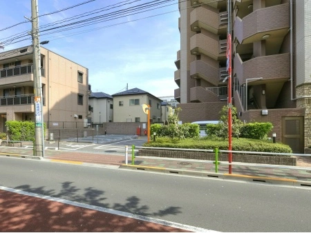 ライオンズグローベル志村坂上 