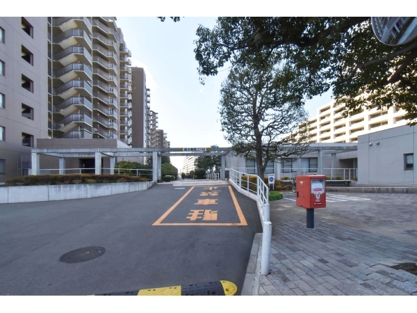 エステ・スクエア小田急相模原 アプローチ