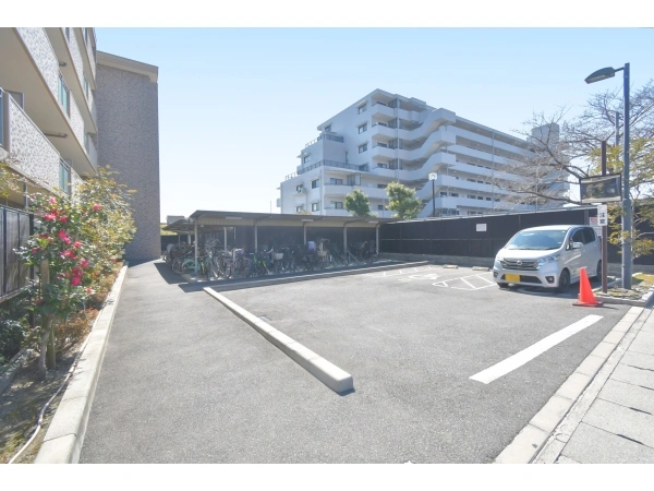 パデシオン桃山南口駅前 駐輪場