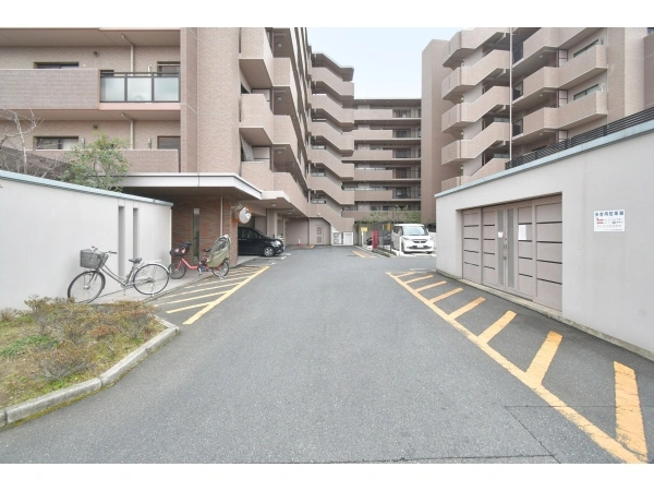 ディアステージ京都洛南 駐車場