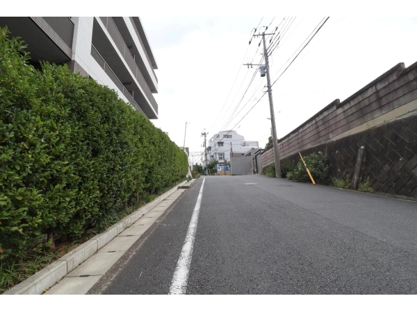 クリオ溝の口ブライトマークス 前面道路