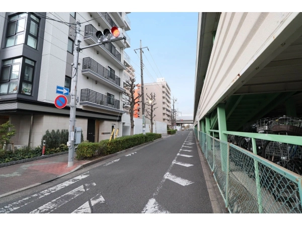 エクセレントシティ竹ノ塚駅前 前面道路