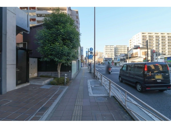 アルコード横浜吉野町 前面道路