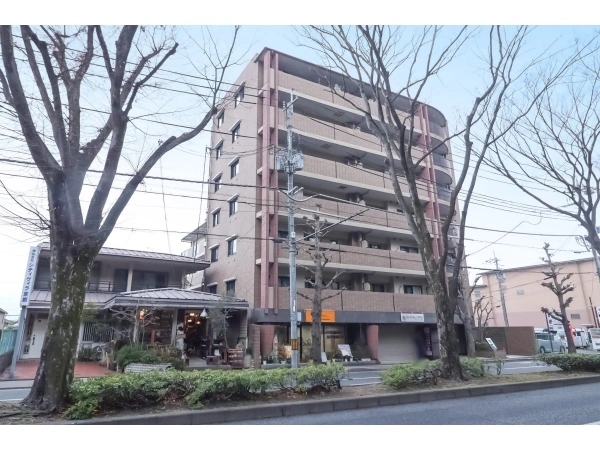イーグルコート北白川 外観