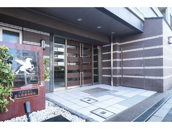 パデシオン西大路御池駅前 エントランス