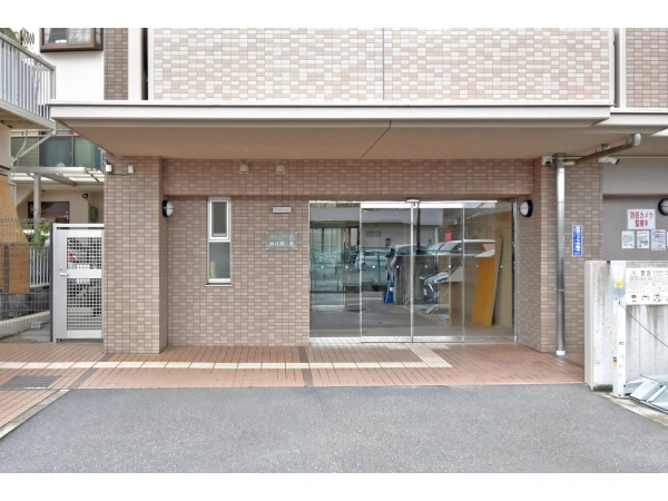 グラン・コート向日町北 エントランス