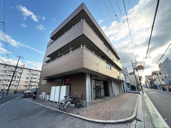 プライムコート高槻総持寺 敷地内