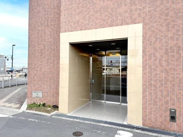 ファインフラッツ牧野駅前イーストプラザ エントランス