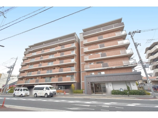 パデシオン深草 外観