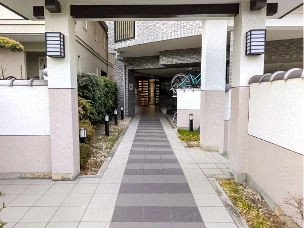 エスリード伊丹 エントランス