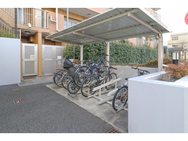 センチュリー柏 駐輪場