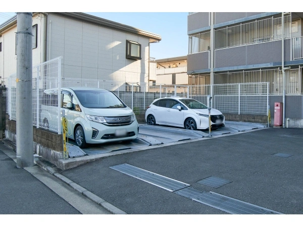 サンクレイドル立川錦町参番館 駐車場