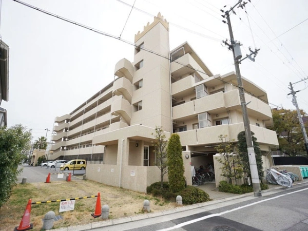 シャルマンフジエミュゼ甲子園 外観