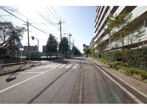 ファインシティ武蔵野富士見 前面道路