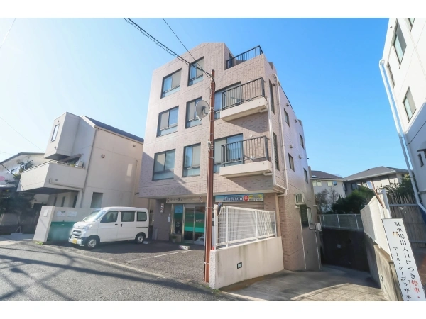 アール・ケープラザ本牧 外観