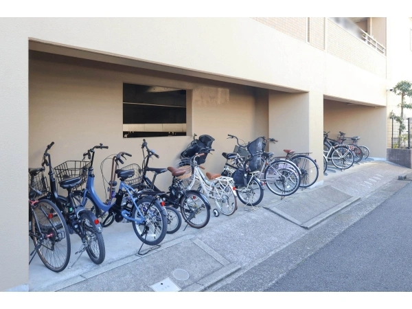 セザール日吉南 駐輪場