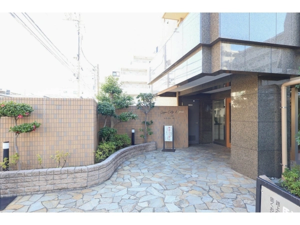 セザール日吉南 エントランス