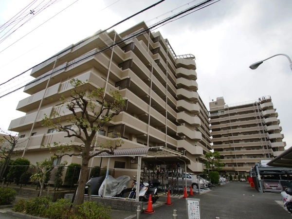 カルム茨木桜通り 外観