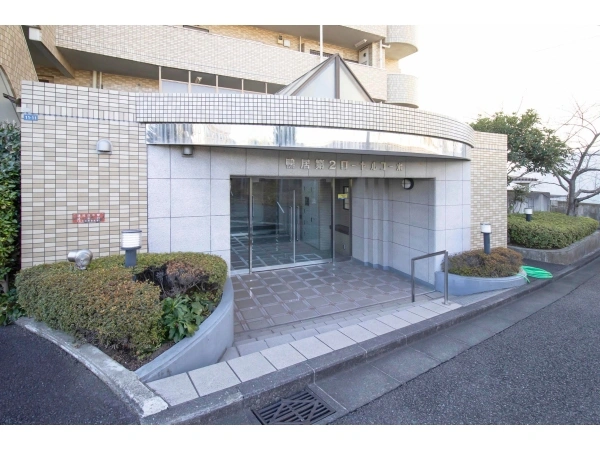 鴨居第2ローヤルコーポ アプローチ
