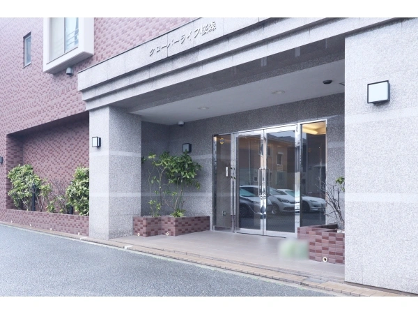 クローバーライフ桜森 エントランス