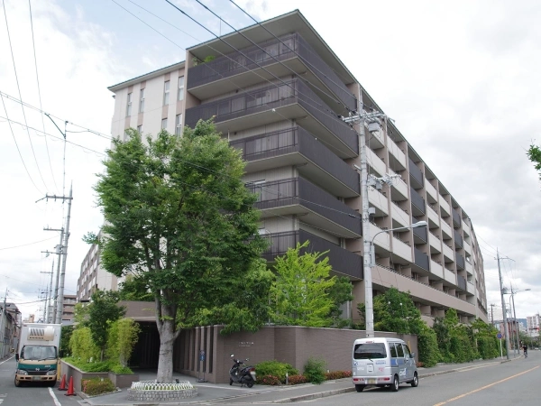 イニシア梅小路公園 外観