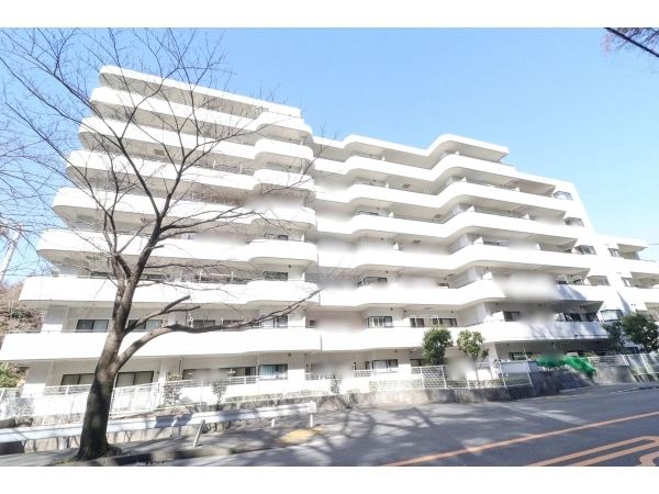 湘南鷹取ミセスカーム 外観