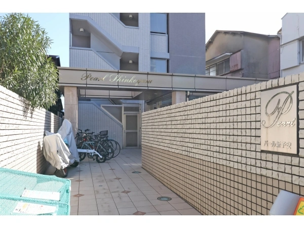 パール新子安 駐輪場