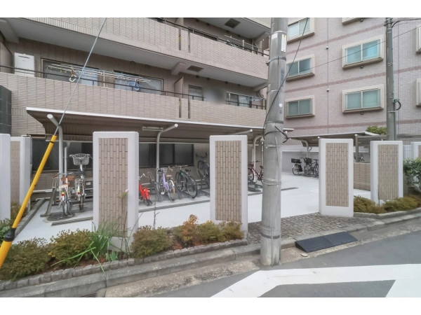 エンゼルハイム新子安 駐輪場