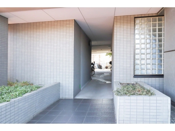 フェイム東神奈川 駐輪場