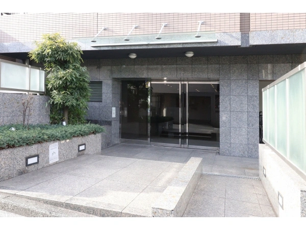 グレイスコート横浜大口 エントランス