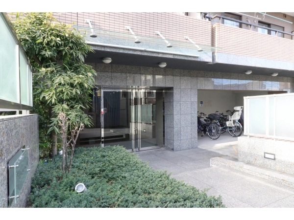 グレイスコート横浜大口 駐輪場
