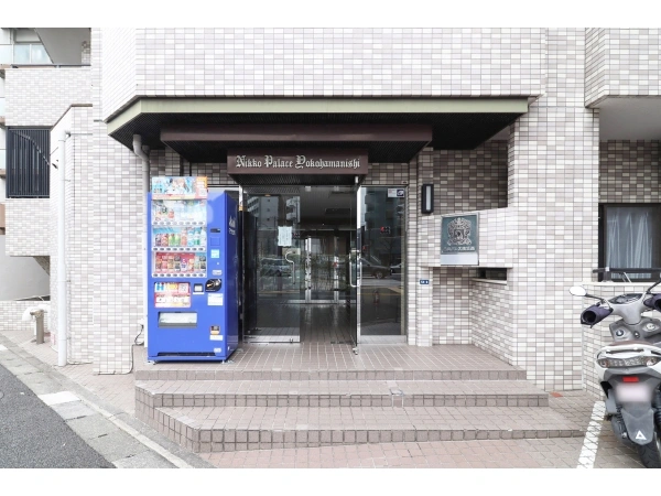 日興パレス横浜西 エントランス