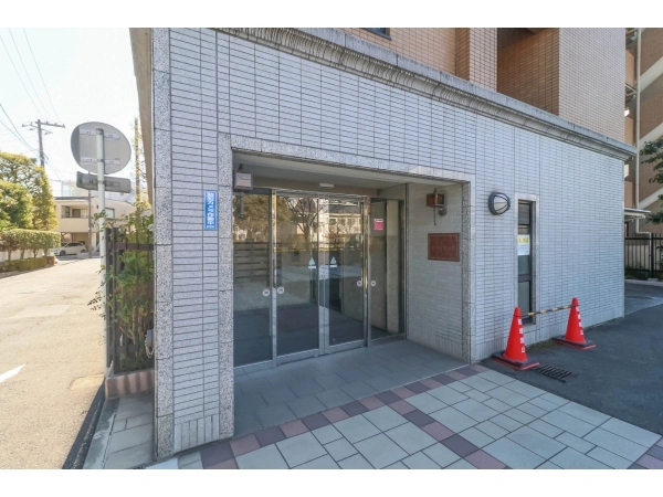 プライム本牧 エントランス