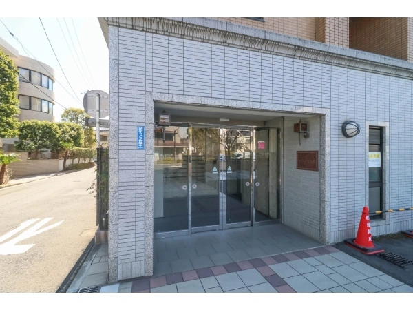 プライム本牧 エントランス